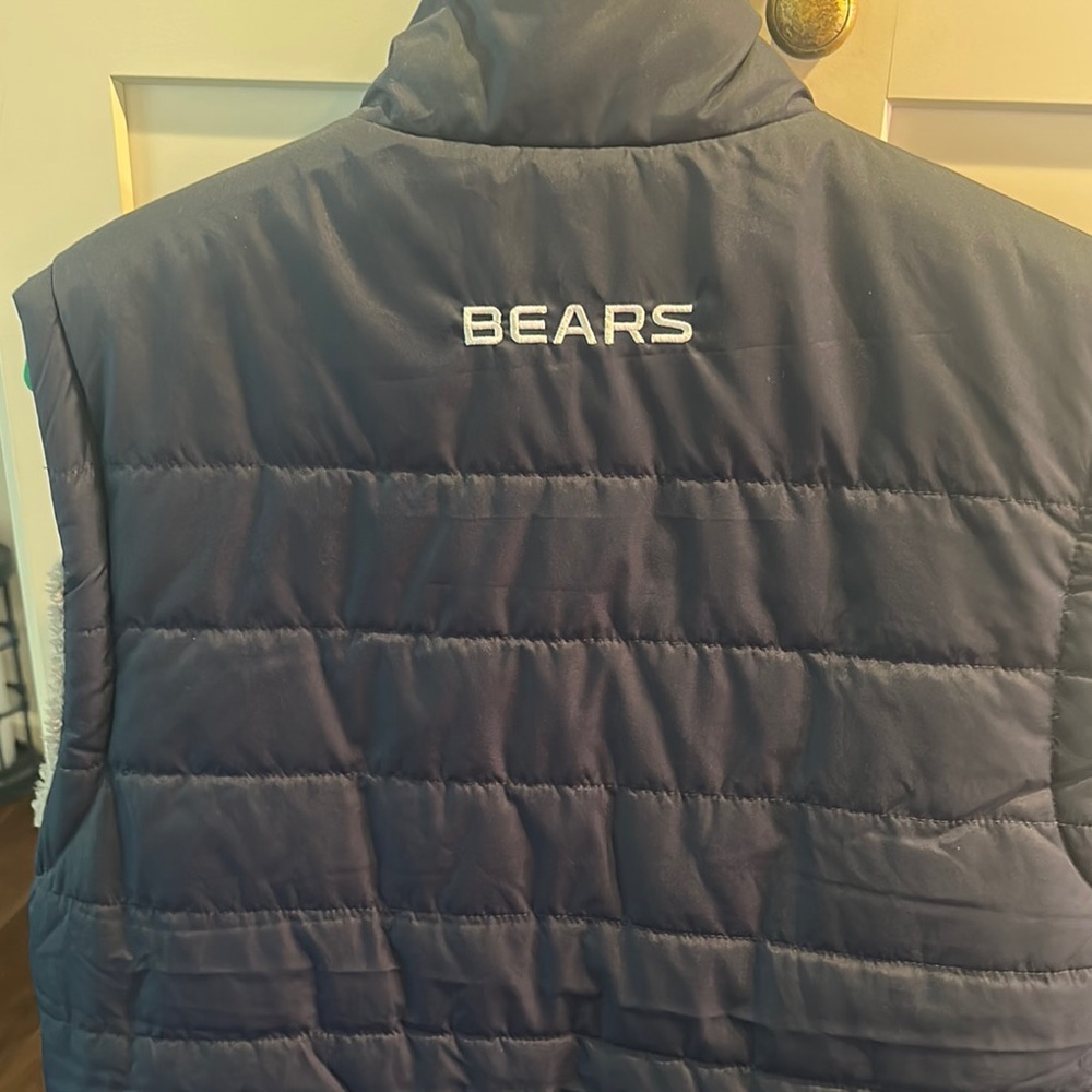 Chicago Bears Navy and Orange Puffer Vest - Picture 7 of 15